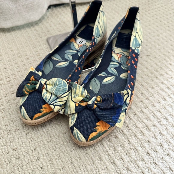 Tory Burch Shoes - Tory Burch Navy Floral Bow Espadrille Flats
